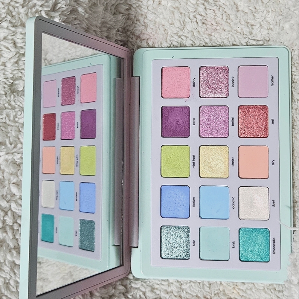 Natasha denona pastel